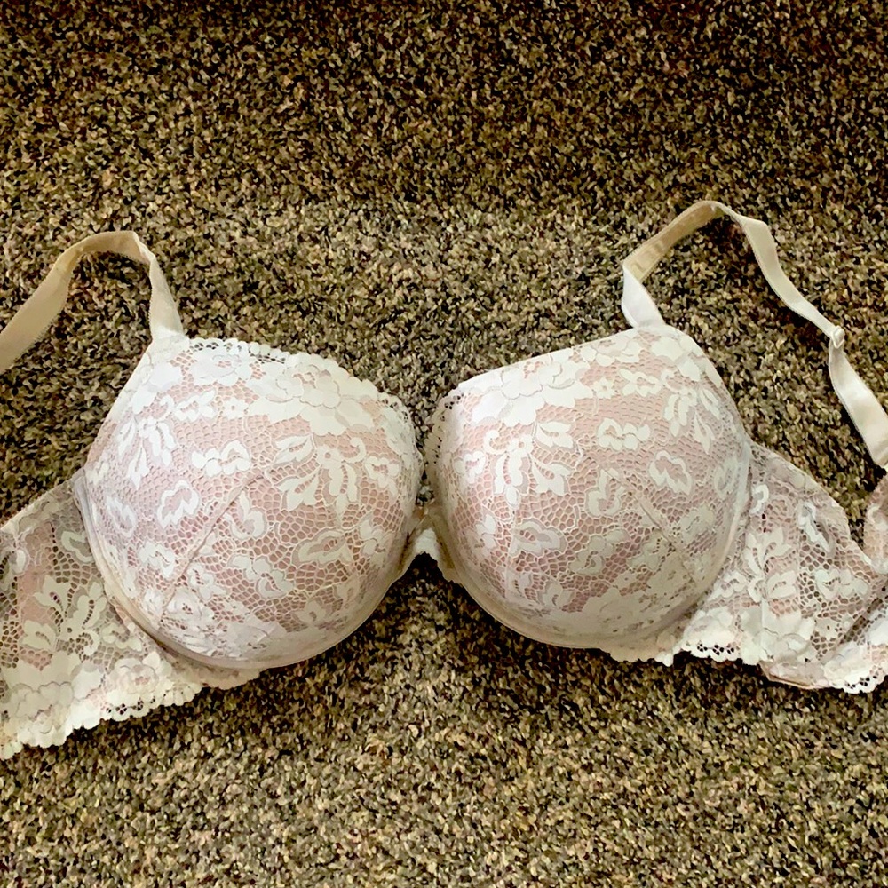Torrid 44F lace bra